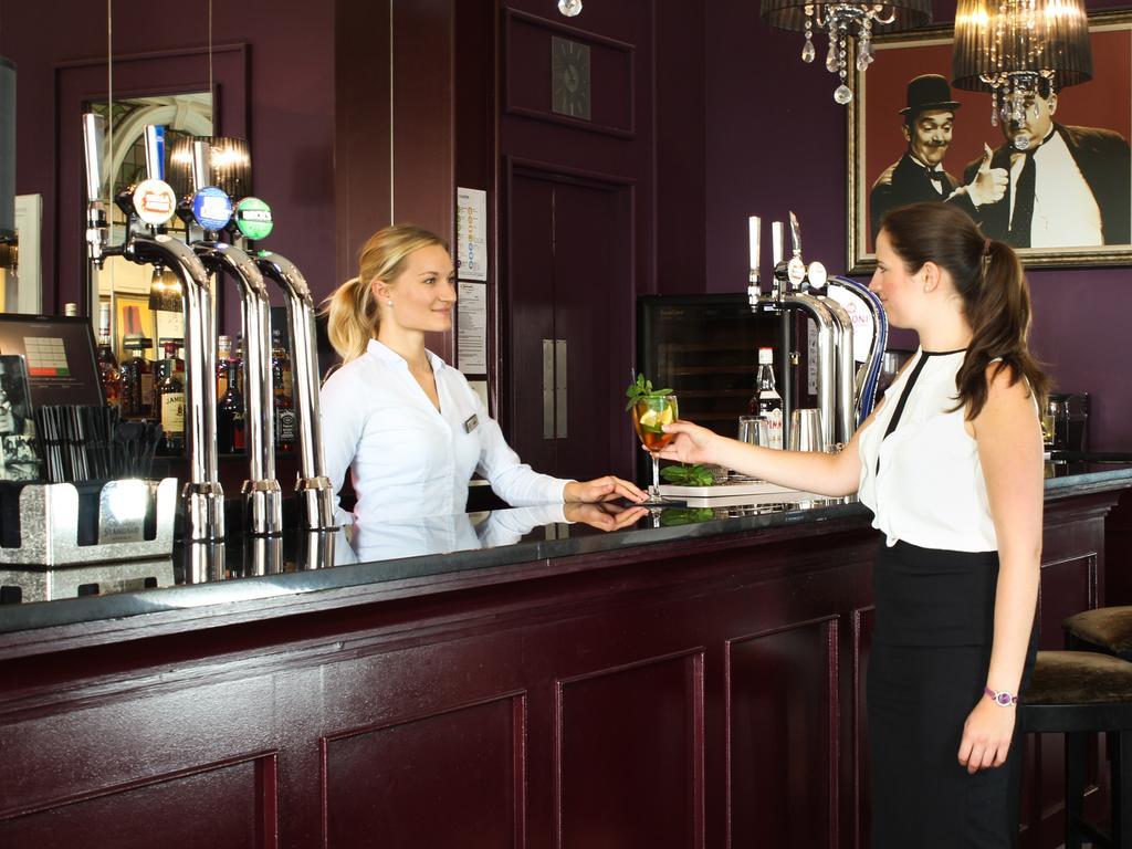 Chine Hotel Bournemouth Zewnętrze zdjęcie